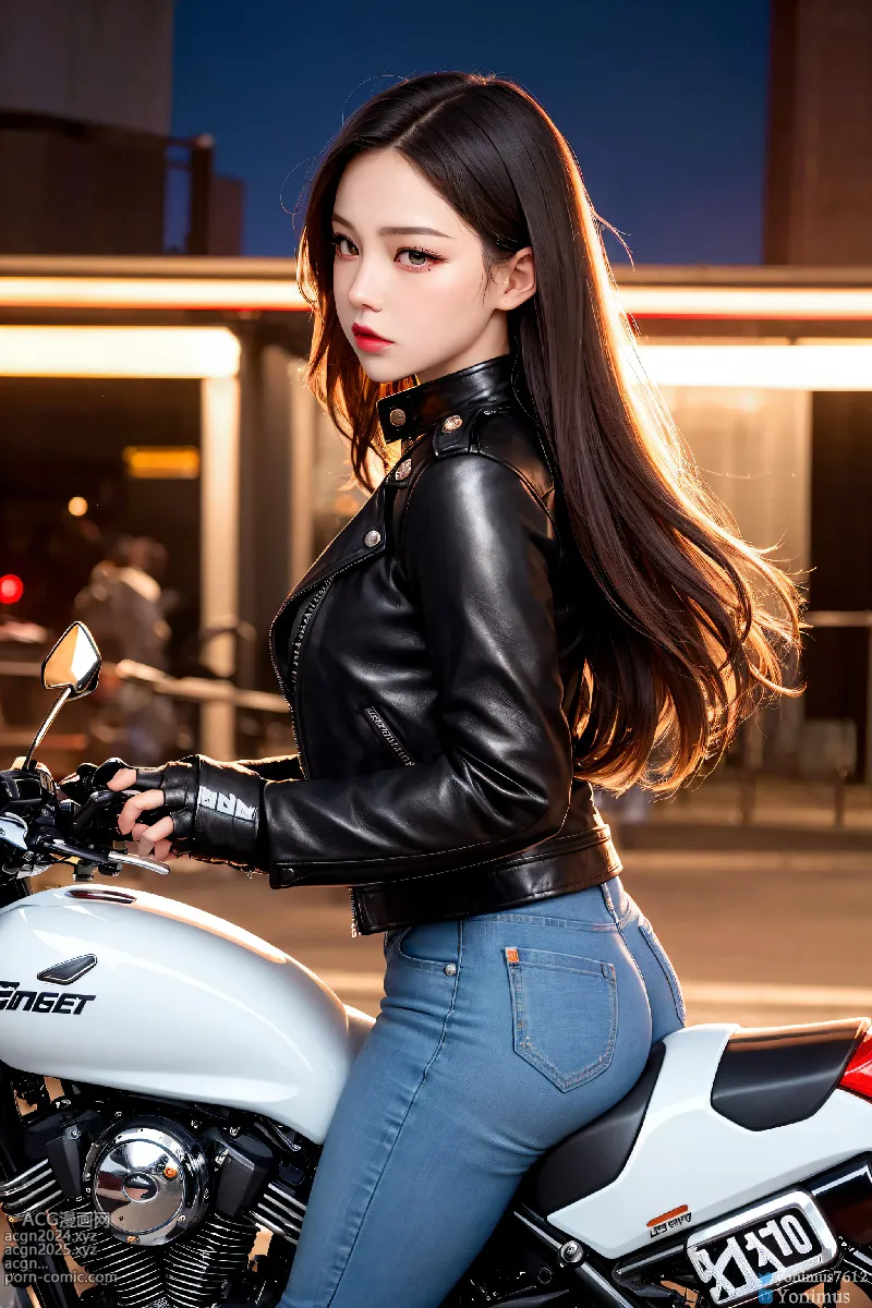 The female boss of the bikergang 第19图